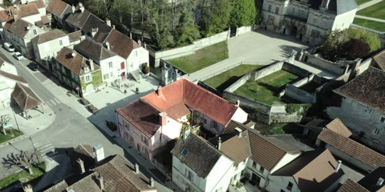 La Virgule De Tanlay Bed and Breakfast Buitenkant foto